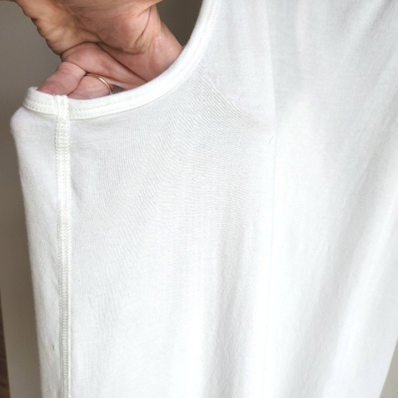 Alala Signature Tank with Black Mesh Size XS - Picture 9 of 9